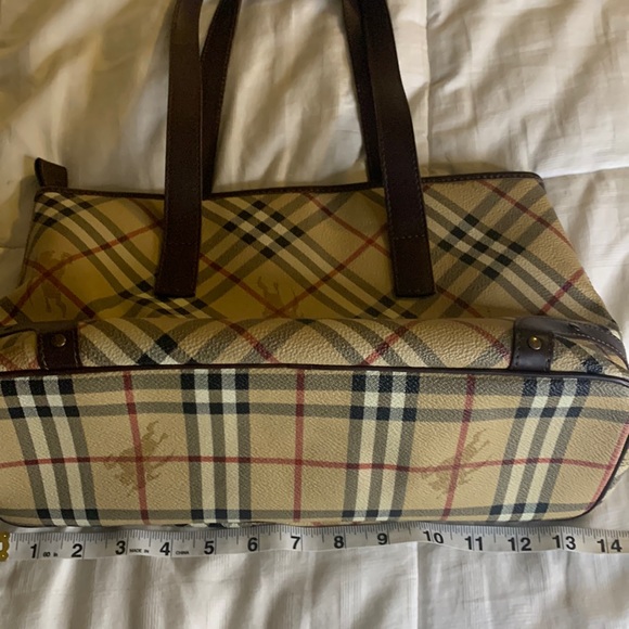 Matching Authentic vintage Burberry classic nova check bag and wallet combo! - Picture 9 of 16